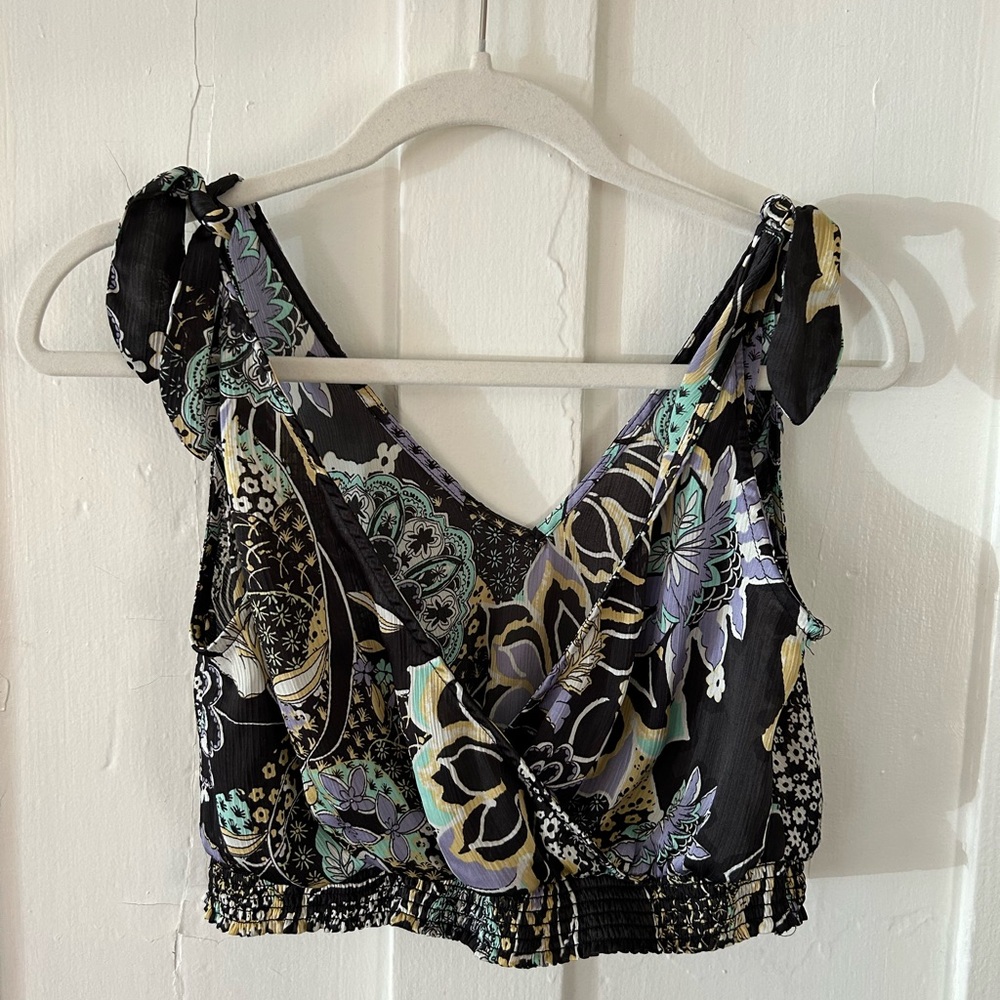 Floral Black Sleeveless Top